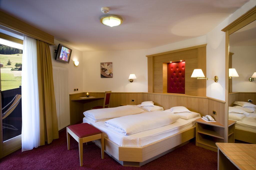 Hotel Des Alpes La Villa  Chambre photo
